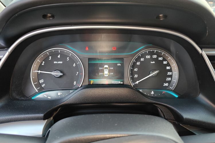 别克 英朗 2018款 18T 自动精英型中控内饰14