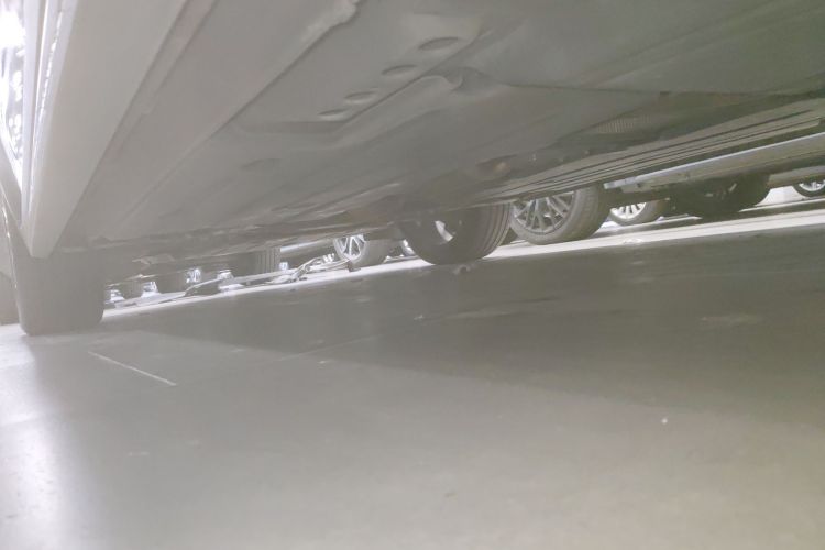 领克02 2022款 2.0TD DCT耀Pro机舱底盘30