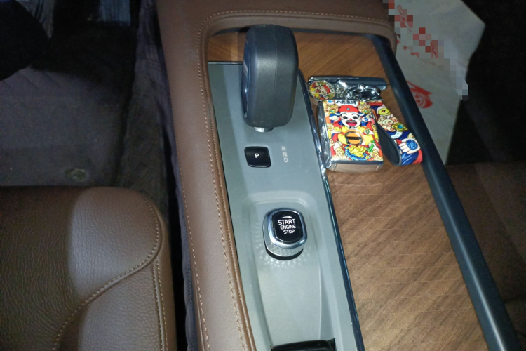 沃尔沃S90 2024款 B5 智逸豪华版局部细节18