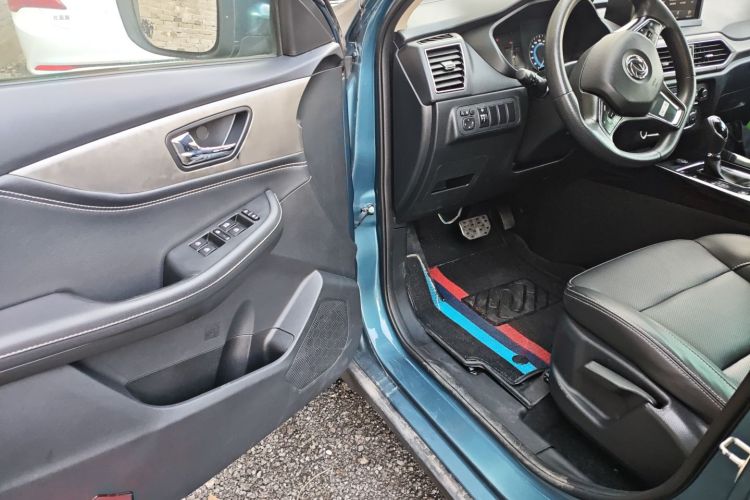 东风风光 风光S560 2019款 1.8L CVT精英型中控内饰7003