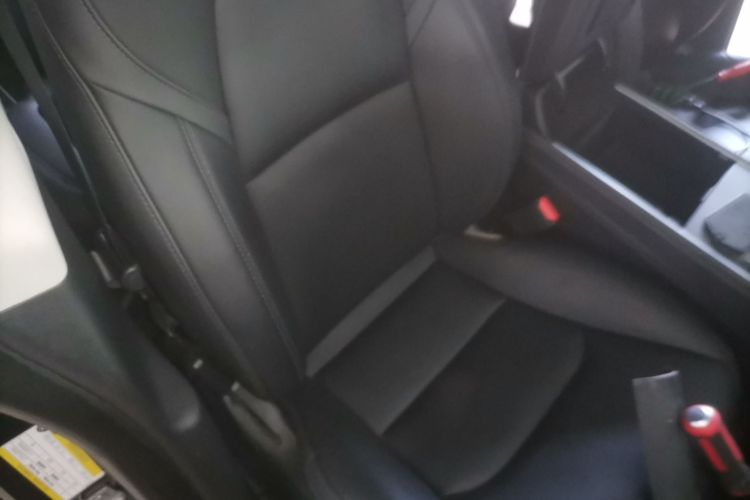 特斯拉 Model Y 2022款 后轮驱动版局部细节41