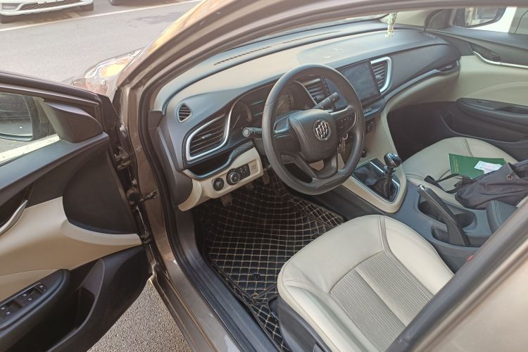 别克 英朗 2016款 15N 手动精英型中控内饰20