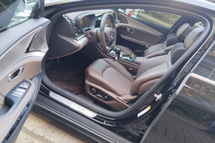 比亚迪 汉 2022款 DM-i 121KM 尊荣型中控内饰20