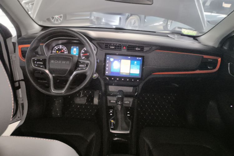 荣威RX3 2021款 PRO 1.6L CVT旗舰型中控内饰7002