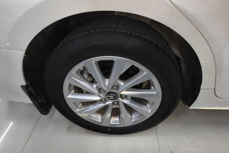 丰田 凯美瑞 2023款 2.0GVP 领先版车身外观6003