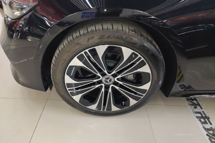 奔驰E级 2025款 改款 E 300 L 豪华型车身外观6007
