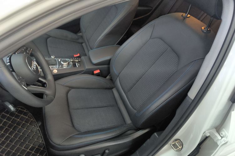 奥迪A3 2020款 Limousine 35 TFSI 时尚型 国VI中控内饰19