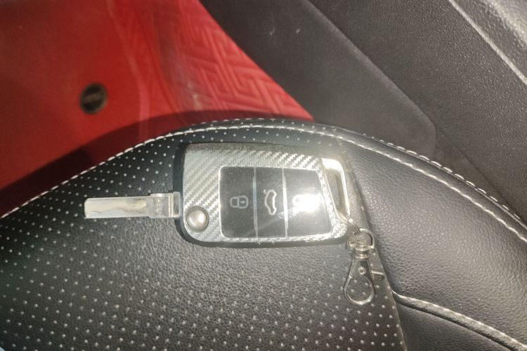 大众 凌渡 2017款 230TSI DSG风尚版中控内饰11