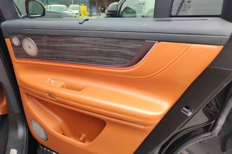 鸿蒙智行 问界M9 2024款 纯电 Ultra版 100kWh 5座版中控内饰45