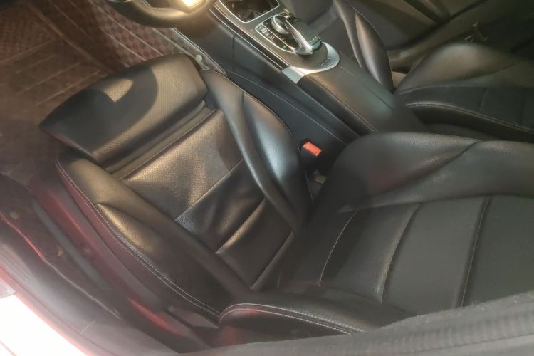 奔驰C级 2015款 改款 C 180 L 运动型局部细节19