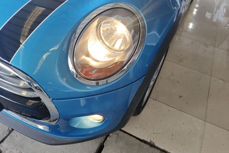 MINI 2015款 1.5T COOPER Fun 五门版车身外观36