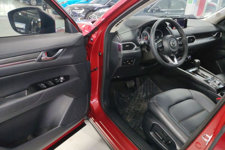 马自达CX-5 2020款 改款 2.0L 自动两驱智尊型中控内饰7003