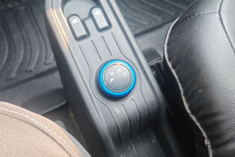 五菱汽车 宏光MINIEV 2020款 悦享款 磷酸铁锂中控内饰18