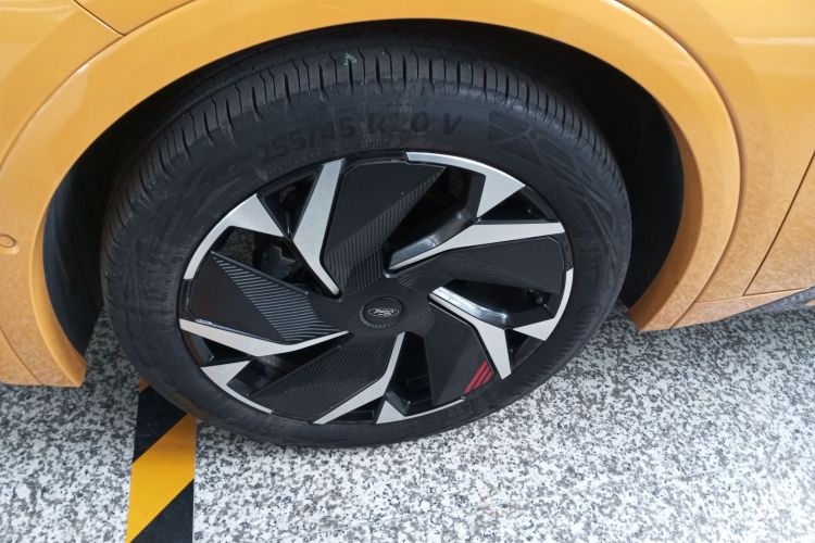 福特 蒙迪欧 2024款 2.0T E-混动运动版 ST-Line车身外观6007