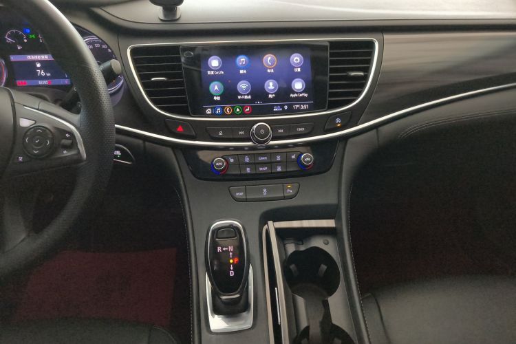 别克 君越 2019款 28T 豪华型中控内饰16