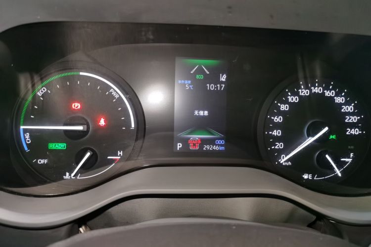 丰田 格瑞维亚 2022款 2.5L混动 尊爵版局部细节14