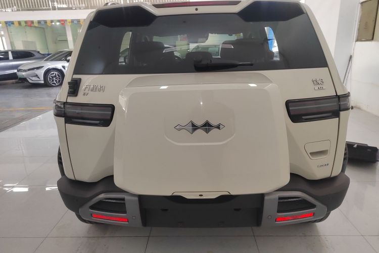 方程豹 钛3 2025款 501KM 四驱智驾Max版车身外观6004