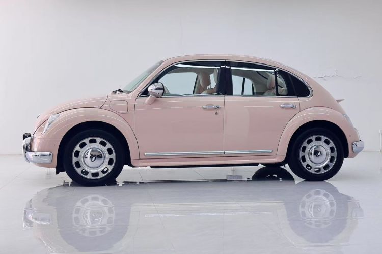 欧拉芭蕾猫 2022款 401km 胡桃夹子版车身外观4