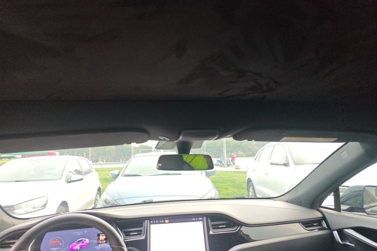 特斯拉 2017款 Model S 75D 标准续航版中控内饰22
