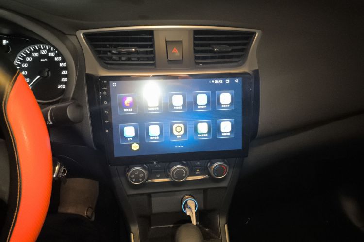 日产 轩逸 2024款 改款三 经典 1.6XE CVT舒适版中控内饰16