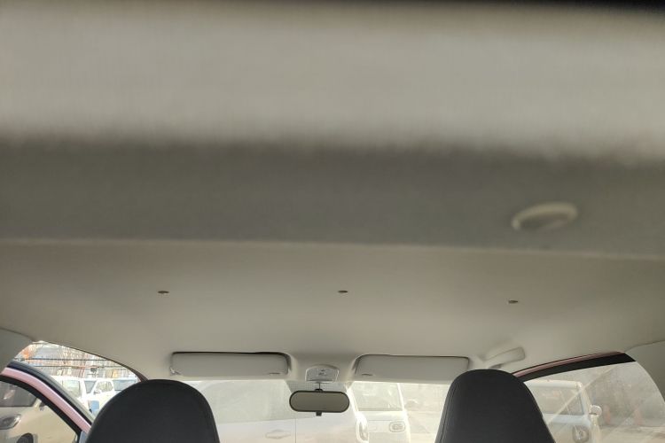 奔腾小马 2025款 222km 闪电马局部细节22