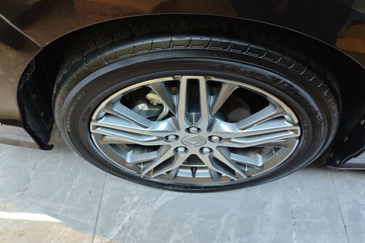 本田 艾力绅 2019款 2.0L 混动豪华版车身外观6007