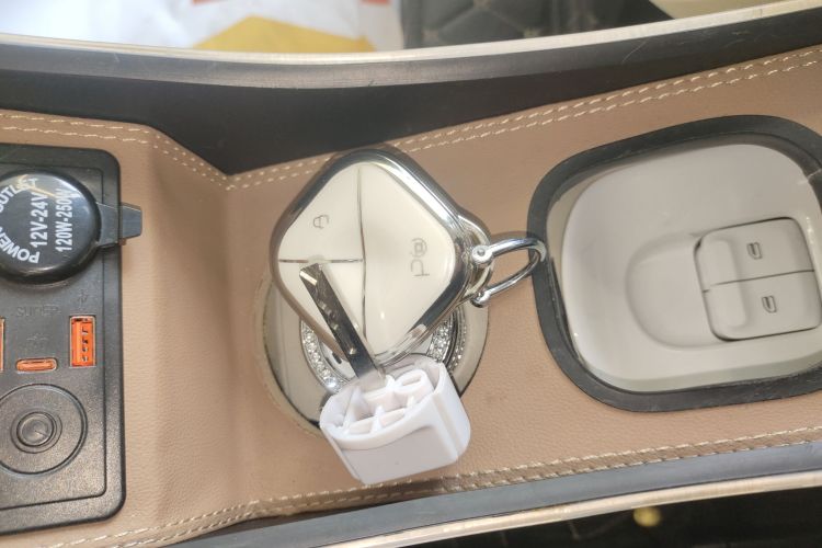 五菱汽车 宏光MINIEV 2024款 第三代 215km 进阶版中控内饰11