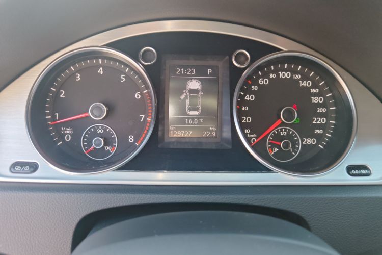 一汽-大众CC 2016款 1.8TSI 尊贵型中控内饰14