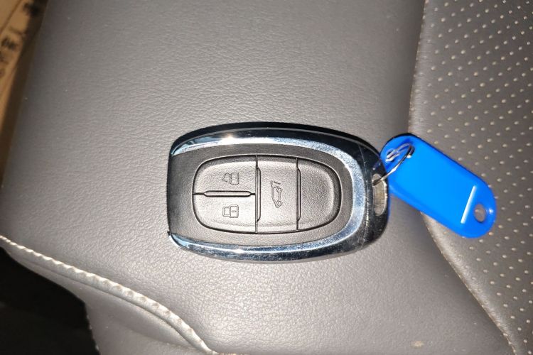 上汽大通MAXUS 大通G50 2019款 1.5T 首发款自动豪华版 6座中控内饰11