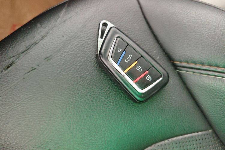 Jeep 指南者 2017款 200T 自动家享版中控内饰7001