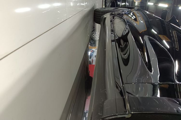 特斯拉 Model 3 2022款 后轮驱动版局部细节9001