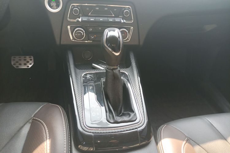 东风风光 风光370 2020款 S370 1.5L CVT豪华型 5座中控内饰18