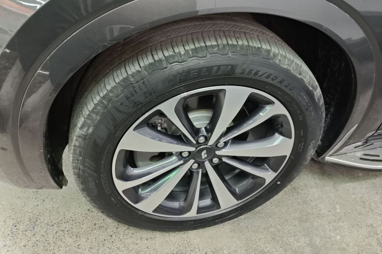 理想汽车 理想ONE 2020款 增程6座版车身外观6007