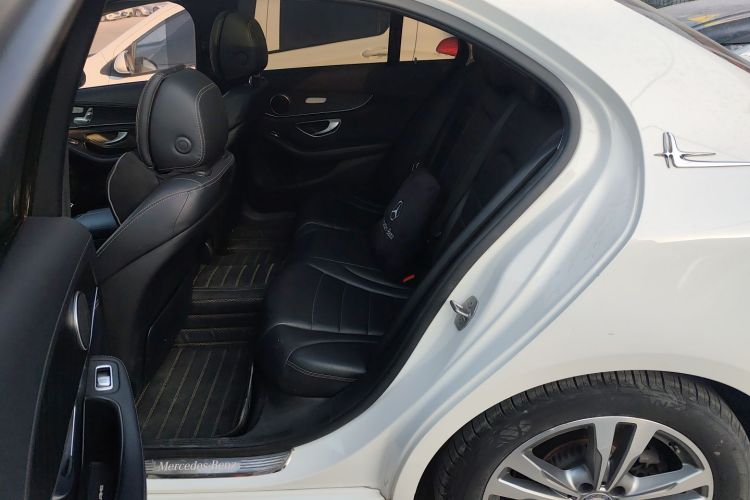 奔驰C级 2016款 C 200 L 运动型中控内饰21