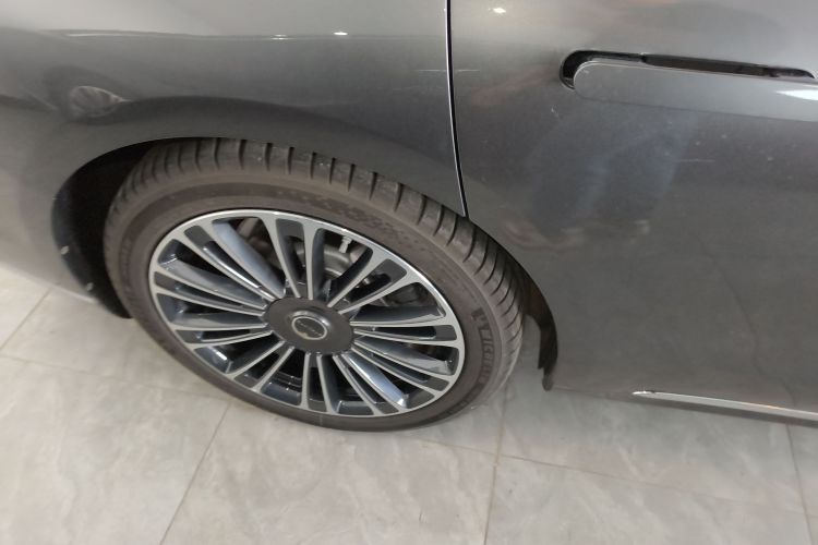 鸿蒙智行 享界S9 2024款 纯电 Ultra 四驱旗舰版车身外观6008