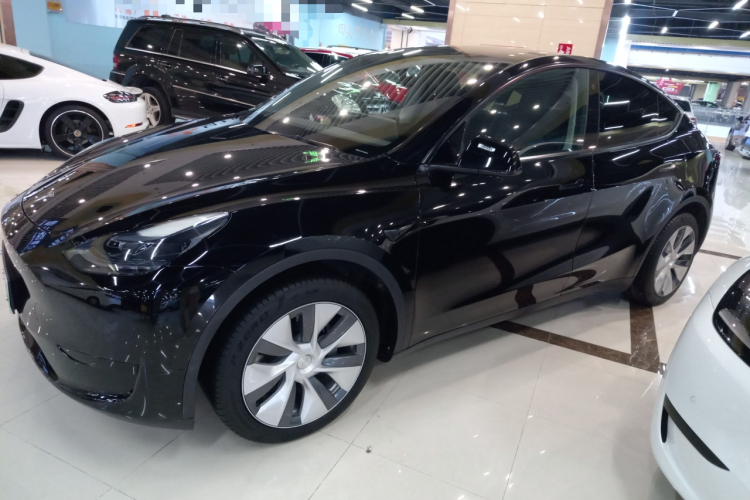 特斯拉 Model Y 2022款 改款 后轮驱动版车身外观6003