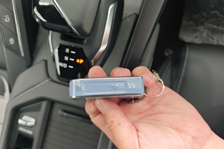 领克06 2023款 Remix 1.5T 劲Pro中控内饰11