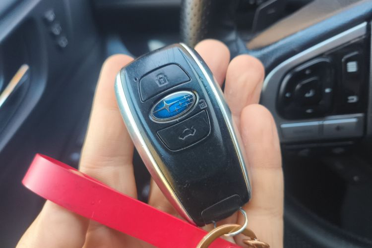 斯巴鲁 傲虎 2015款 2.5i 豪华导航版中控内饰11