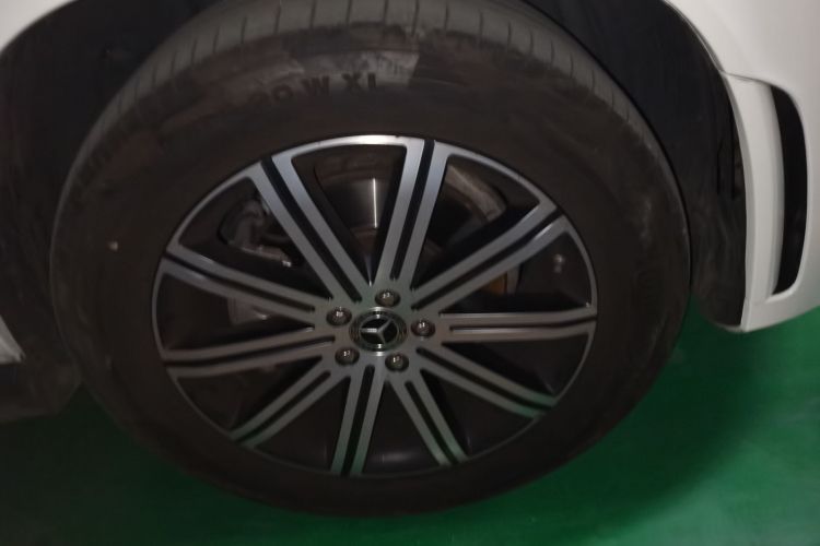 奔驰GLE轿跑 2020款 GLE 350 4MATIC 轿跑SUV 豪华型车身外观10