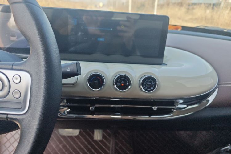 五菱汽车 五菱缤果 2024款 333km 悦享款中控内饰16