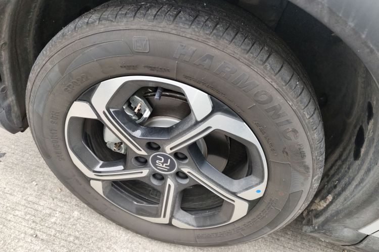 比亚迪 元PLUS 2025款 智驾版 510KM 领先型车身外观6005