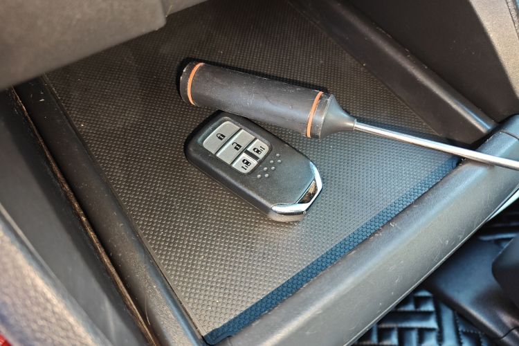 本田 艾力绅 2016款 2.4L 风尚版中控内饰11