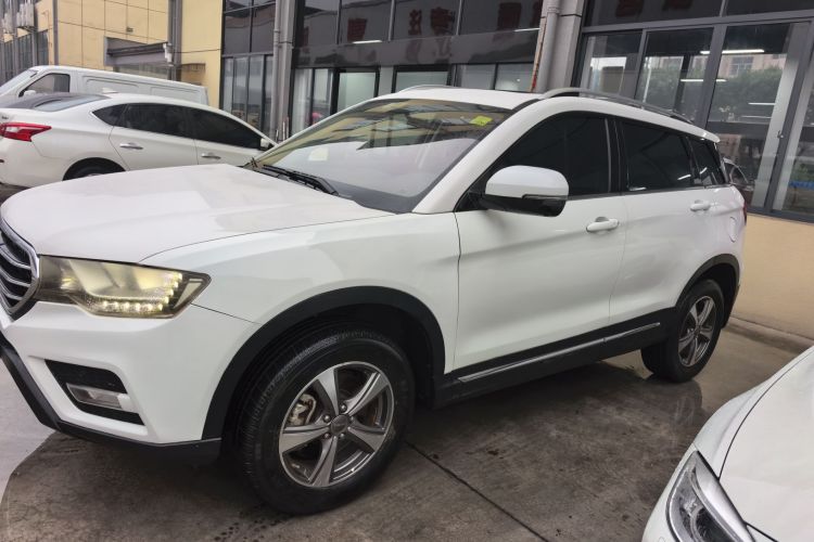 哈弗H6 Coupe 2016款 蓝标 1.5T 自动两驱都市型车身外观4
