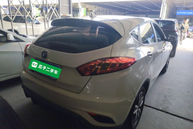 长安 逸动 2016款 XT 1.6L 自动俊酷型车身外观7