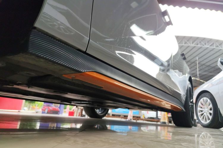 长安UNI-V 2024款 1.5T 尊贵运动型局部细节9002