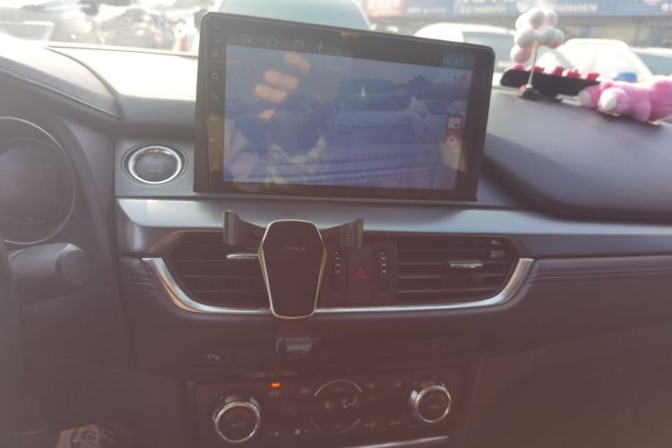 马自达 阿特兹 2017款 2.0L 蓝天时尚版中控内饰16