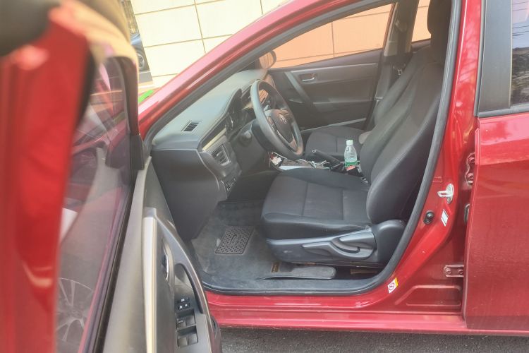 丰田 雷凌 2017款 1.2T G CVT精英版局部细节19