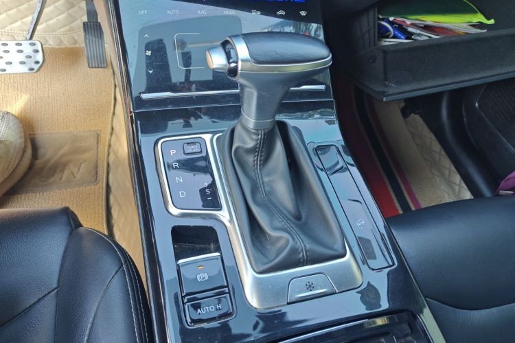 东风风光 风光ix5 2019款 220T CVT智尚型 国V中控内饰18