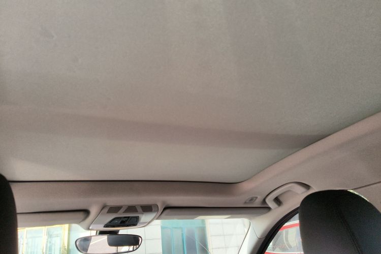 宝马1系 2018款 改款 118i 运动型局部细节22