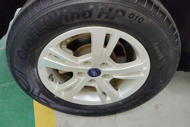 福特 领界 2019款 EcoBoost 145 CVT精领型 国VI车身外观6008